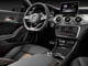 foto: Mercedes CLA Shooting Brake salpicadero volante 3 [1280x768].jpg